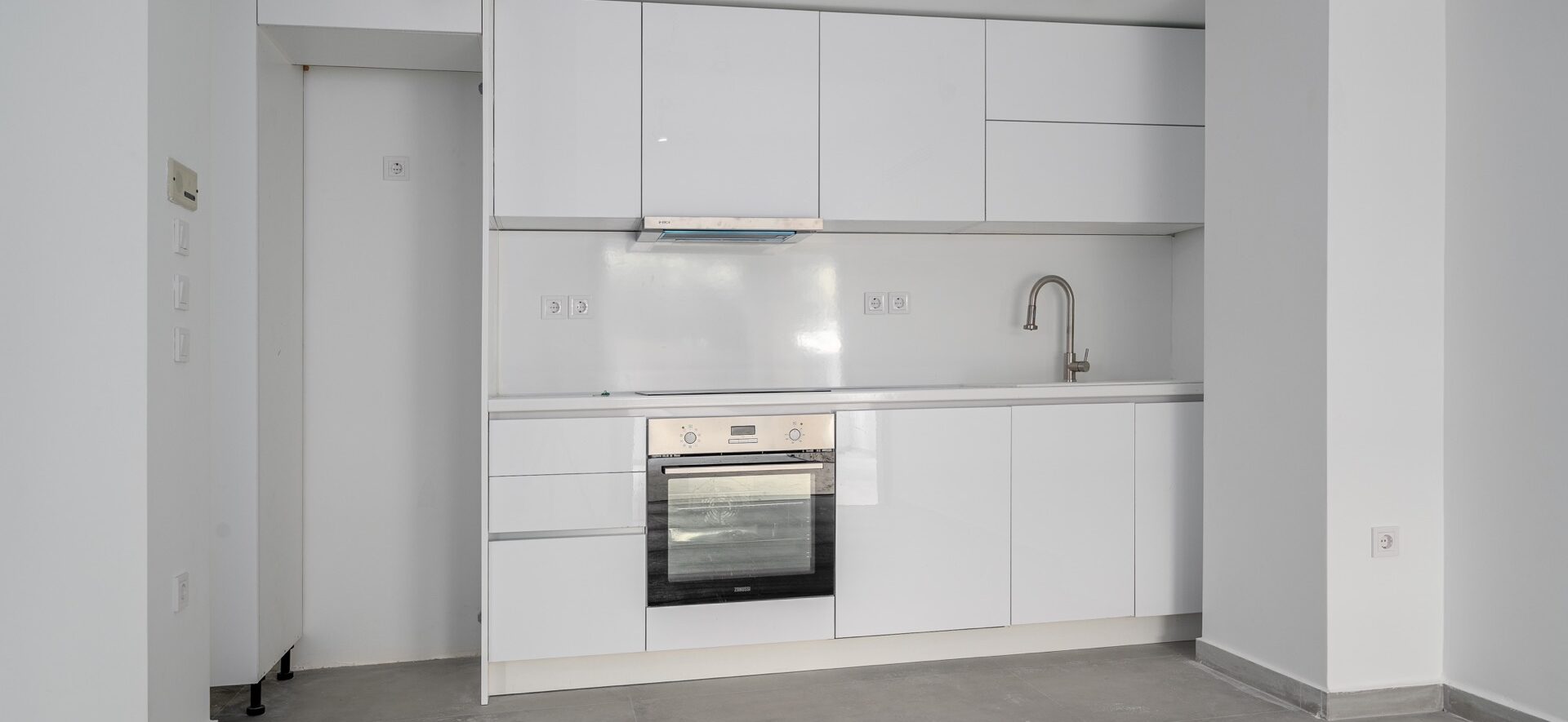 GLYFADA – LAZARAKI DOWNTOWN APARTMENT D4 - image